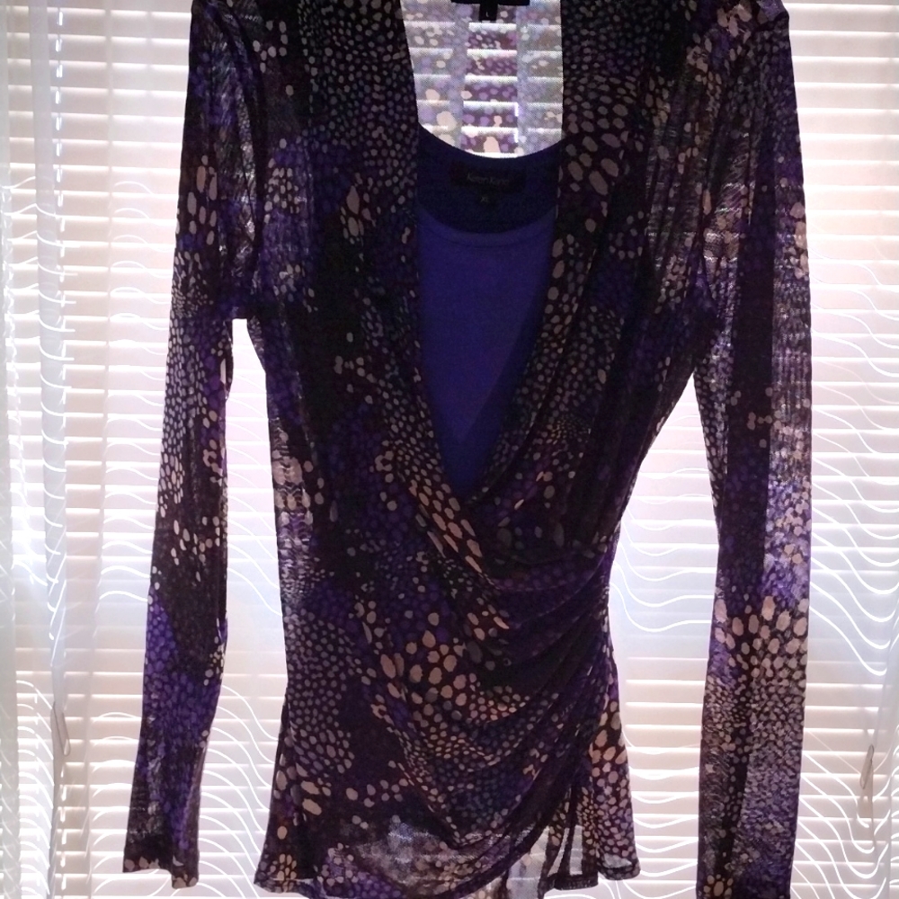 Karen Kane multicolor long sleeve top with blue tank top liner. Size L